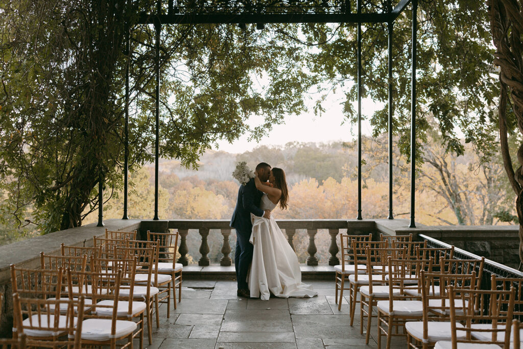 Nashville wedding florist couple at their ceremony location