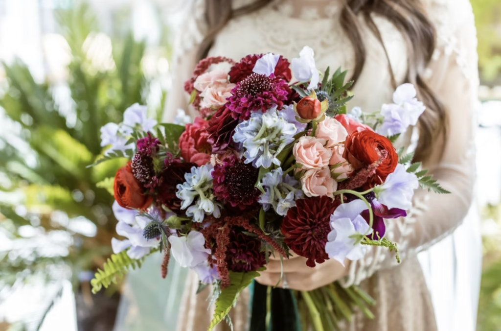 gorgeous bouquet that would be perfect in a glass house for wedding venue florals
